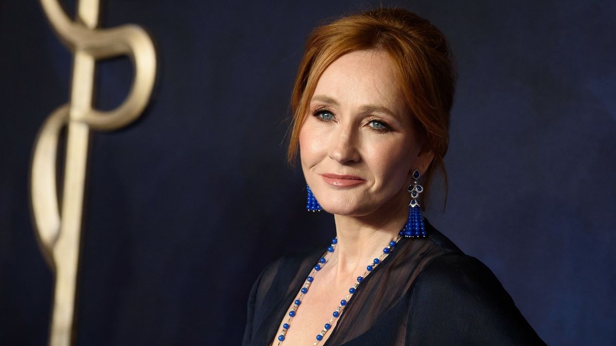 Škola odstranila z názvu jméno Rowlingové kvůli sporům o dvou pohlavích